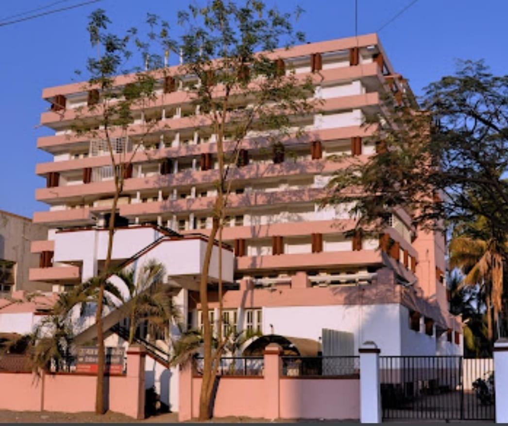 Vitthal Inn Pandharpur Kültér fotó