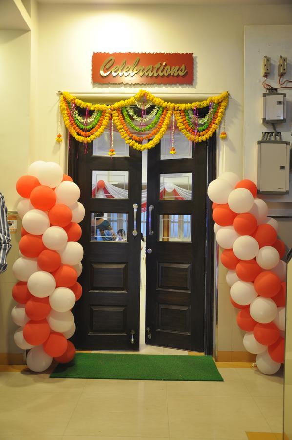 Vitthal Inn Pandharpur Kültér fotó